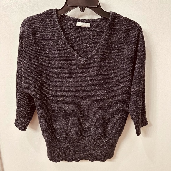 New York & Company Black w/ Silver Metallic V-Neck 3/4 Sleeve Knit Top Sz. Small - Picture 1 of 9